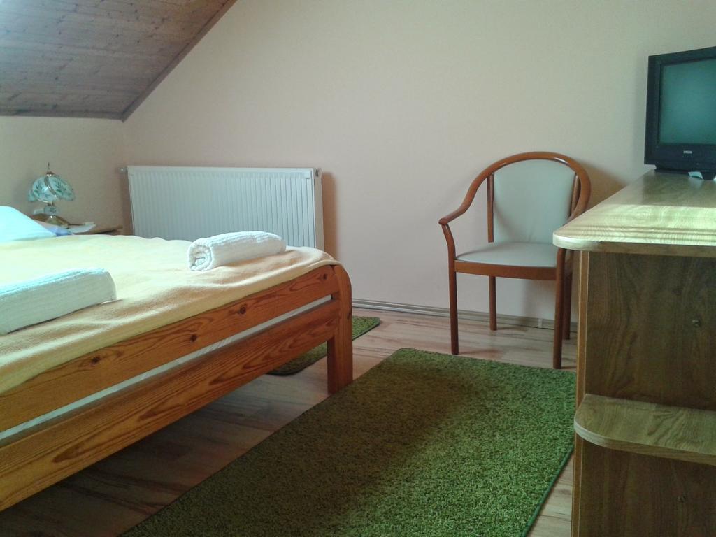 Bundics Vendeghazak Bed & Breakfast Lenti Exterior photo