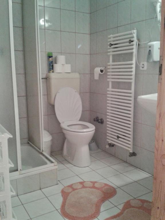 Bundics Vendeghazak Bed & Breakfast Lenti Room photo
